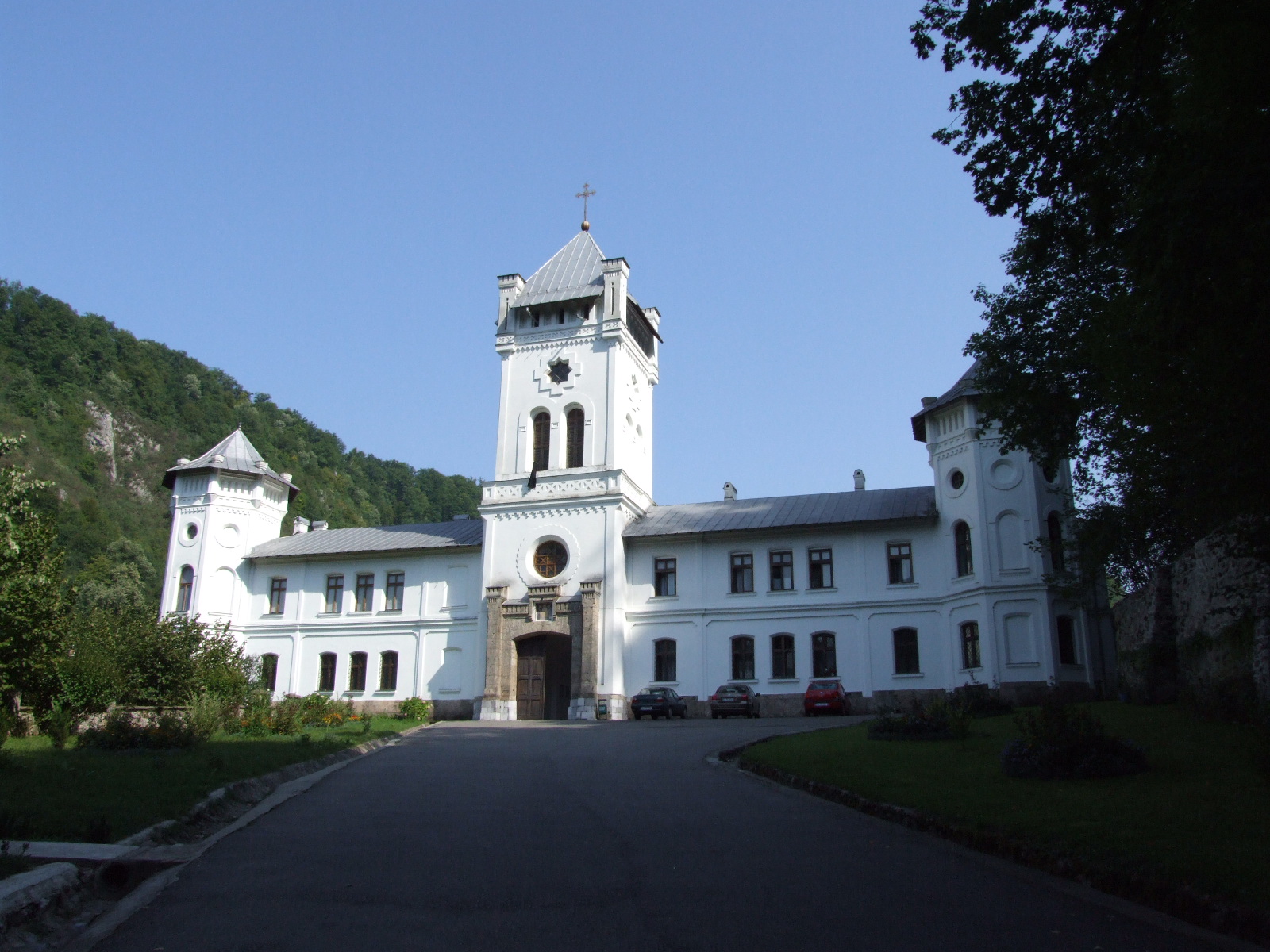 Manastirea-Tismana-Gorj-arhitectura