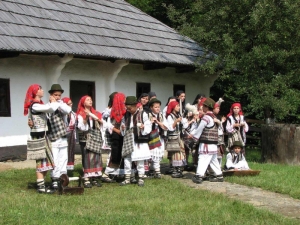primavara-romaneasca-festival-cu-folclor-tradi-ii-populare-produse-culinare-autohtone-i-muzica-u-oara-pentru-romanii-din-bruxelles