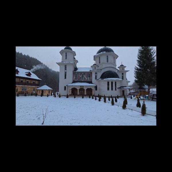 schitul sfântul nicolae din vulcan